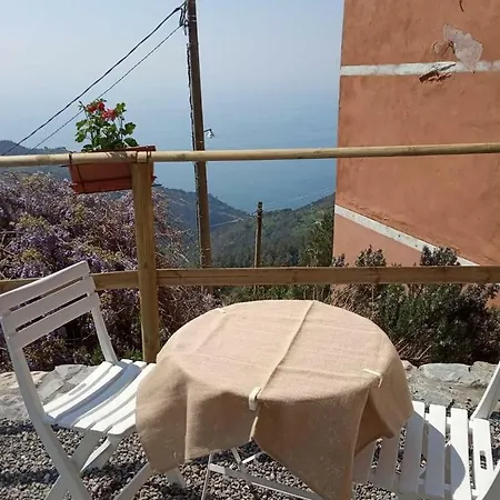 Casavacanza Maremonti Apartment Vernazza